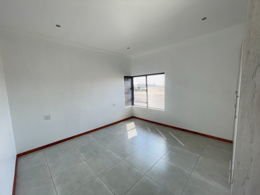 4 Bedroom Property for Sale in Wild Olive Estate Free State